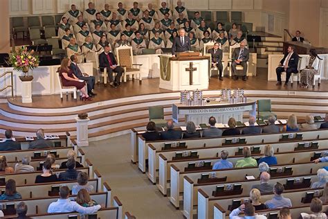 Wilshire baptist church - The Sanctuary Choir of Wilshire Baptist Church in Dallas, Texas, sings "In the Sweet By and By."